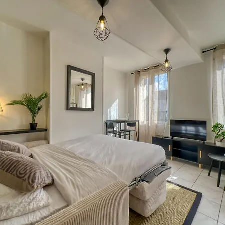 Le 2lazare Compiègne